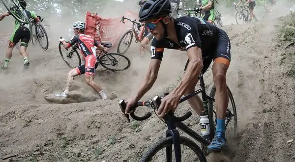 Cyclocross fiets - wat het is, kenmerken