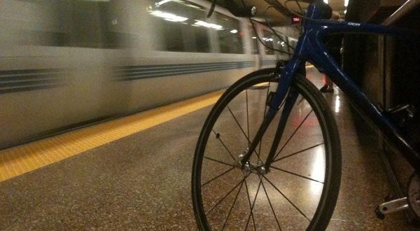 Het dragen van een fiets in de metro: bijzonderheden, vervoersregels